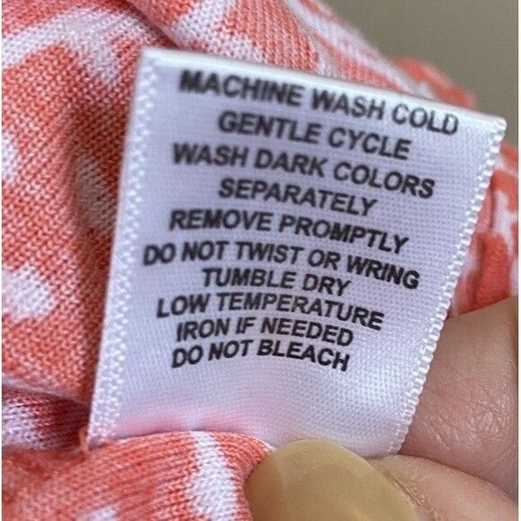 Emily Daniels Coral Floral Print Textured Tunic Top with Keyhole Neckline SizePM - Picture 6 of 10